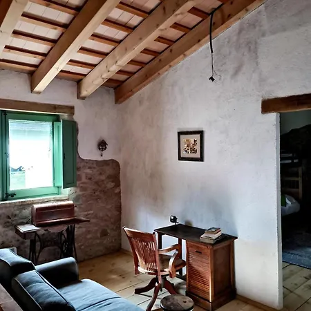 Unplug & Unwind Peaceful For 9 Guests Mieres (Girona)